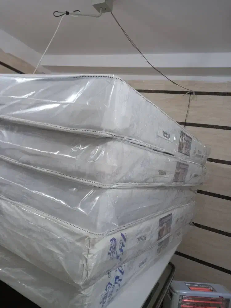 تشک 90 تکنفره//رادفر فروشگاه ماهور|تشک تختخواب|خمینی‌شهر, |دیوار