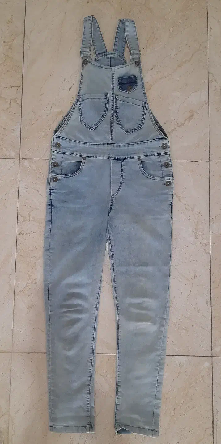 تمامی لباس ها ۵۰ تومان|لباس|لاهیجان, امیرشهید|دیوار