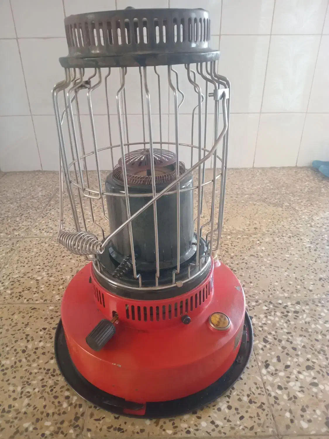 چراغ نفتی اترا در حد نو|بخاری، هیتر، شومینه|ایلام, |دیوار