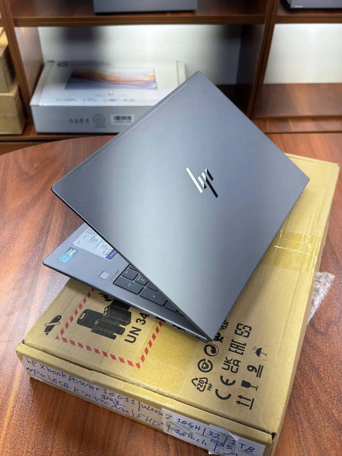 مدل خاص رده بالا ۶گیگ گرافیک Hp ZBook power G11|رایانه همراه|تهران, فلسطین (میدان انقلاب)|دیوار