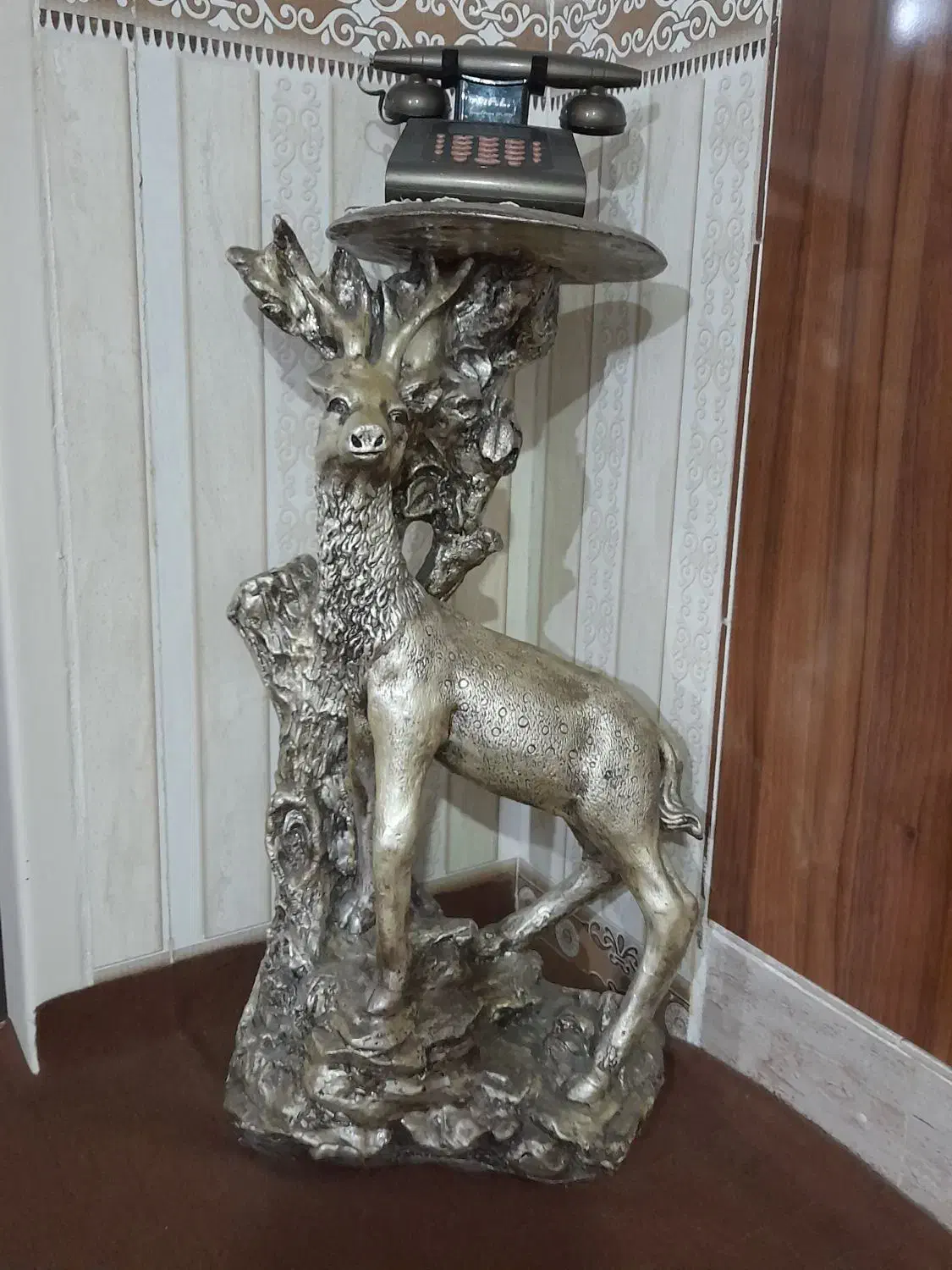 میز تلفن یا میز گلدون|میز تلفن|همدان, |دیوار