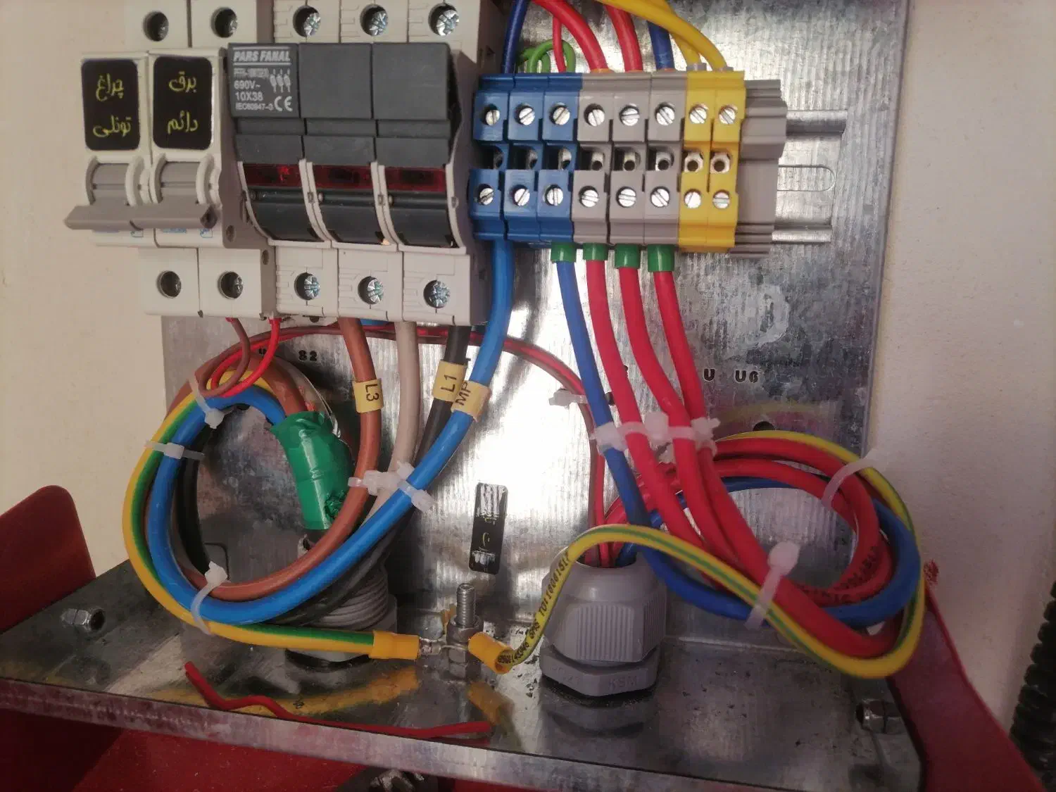 نیروی ساده یا کارآموز اسانسور|استخدام صنعتی، فنی، مهندسی|قزوین, |دیوار