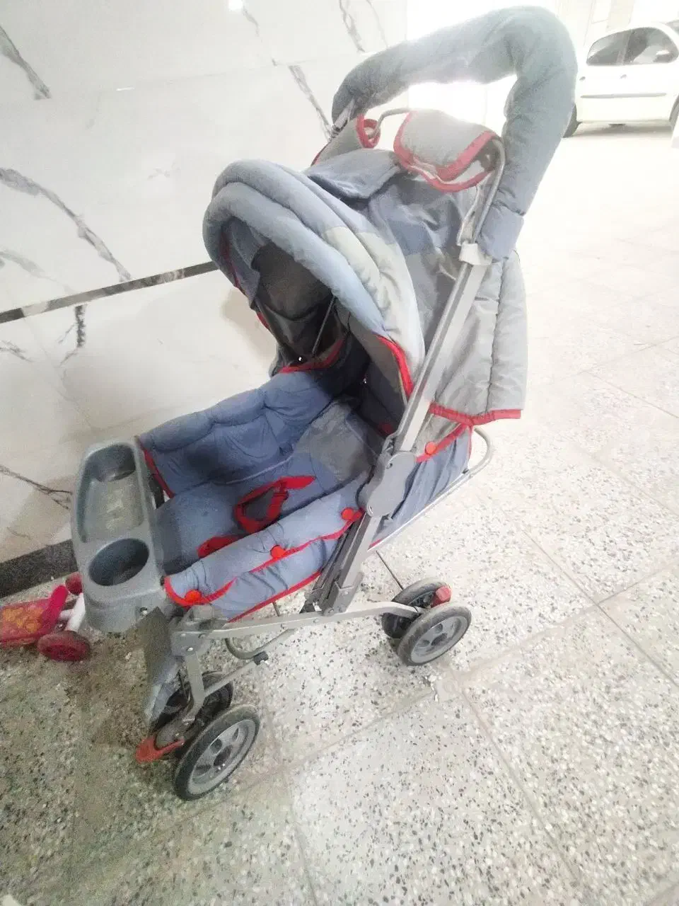 کالسکه تاشو و کریر|کالسکه و لوازم جانبی|همدان, |دیوار