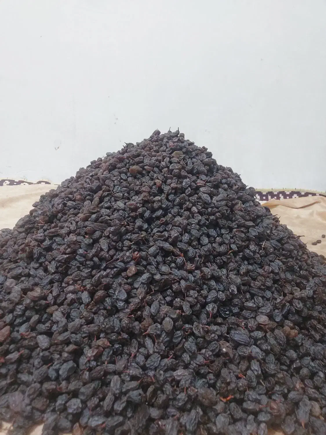 کشمش آفتابی|خوردنی و آشامیدنی|باروق, |دیوار