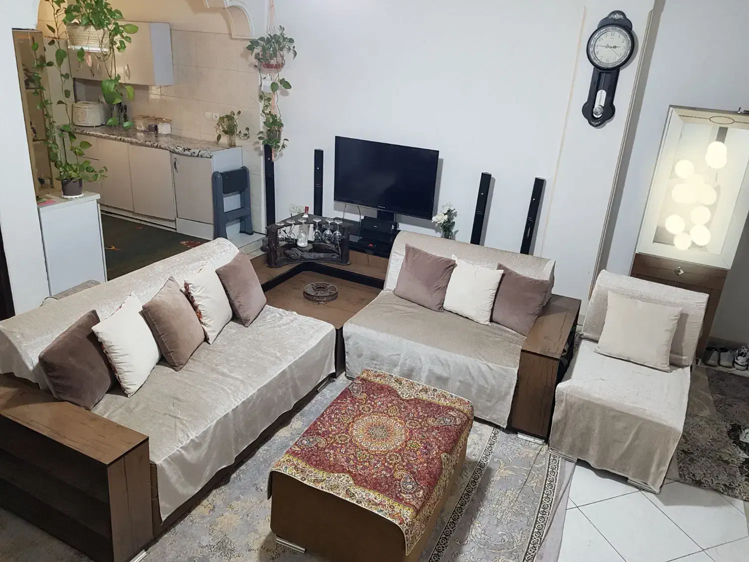 مبل ال۶نفره|مبلمان خانگی و میز عسلی|اندیشه, اندیشه فاز ۱|دیوار