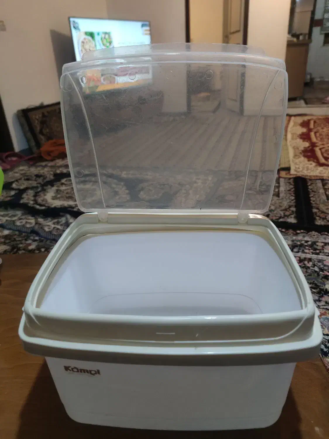 جانانی|لوازم نظافت|سنندج, |دیوار