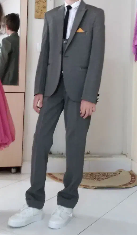 کت و شلوار 4 تیکه|لباس|هشتگرد, فاز ۳ مهستان|دیوار