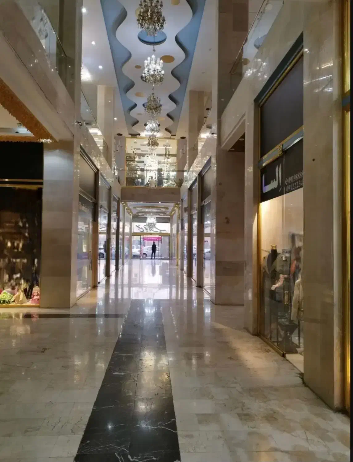 اجاره مغازه ۲۴ متری پاساژ الهیه گرمدره|اجارهٔ مغازه و غرفه|گرمدره, |دیوار