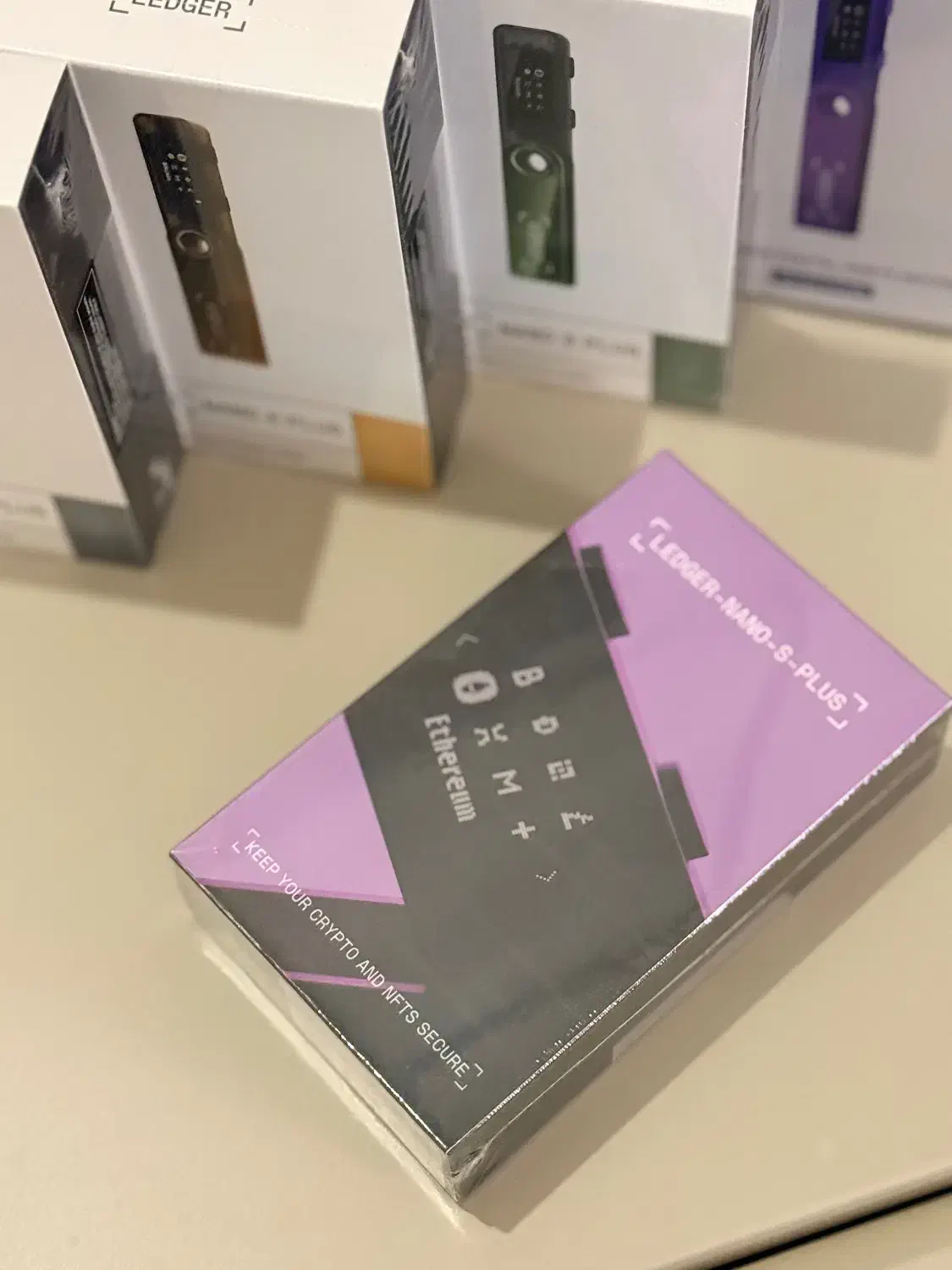 Ledger nano s plus کیف پول لجر|قطعات و لوازم جانبی رایانه|تهران, مجیدیه|دیوار