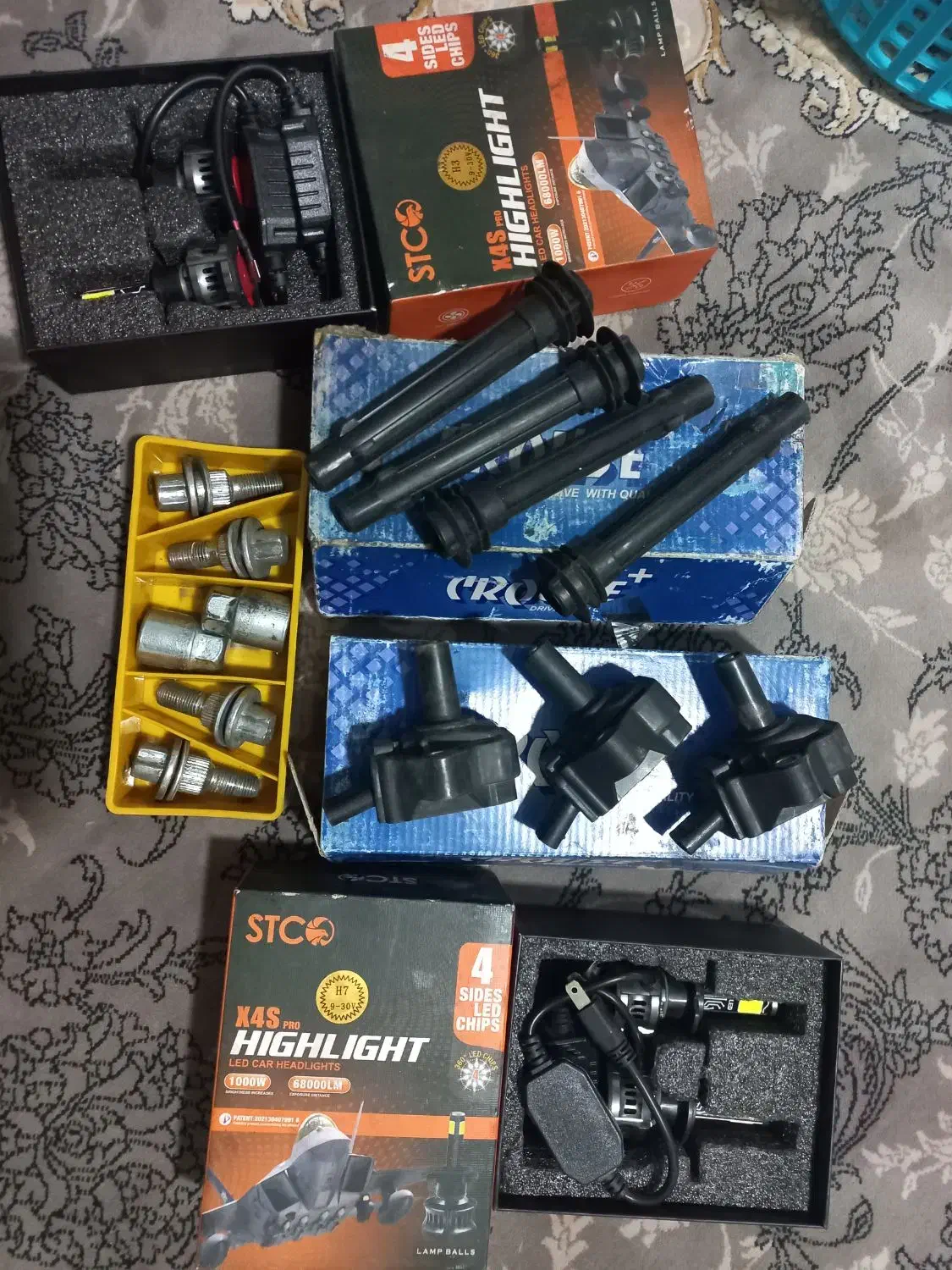 تعدادی قطعه خاور|قطعات یدکی و لوازم جانبی|پرند, فاز ۴|دیوار