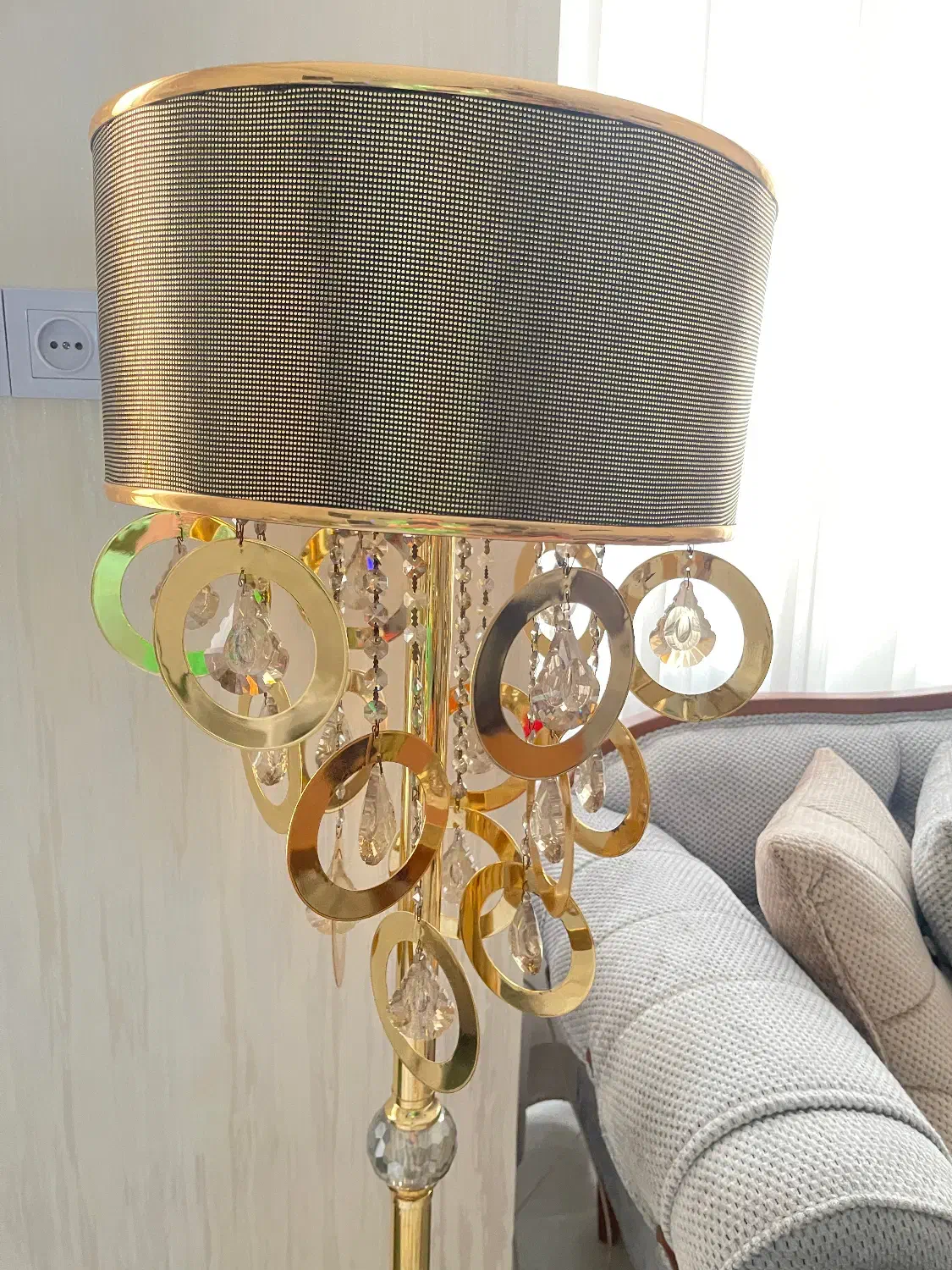 آباژور ایستاده|چراغ خواب و آباژور|مشهد, هنرور|دیوار