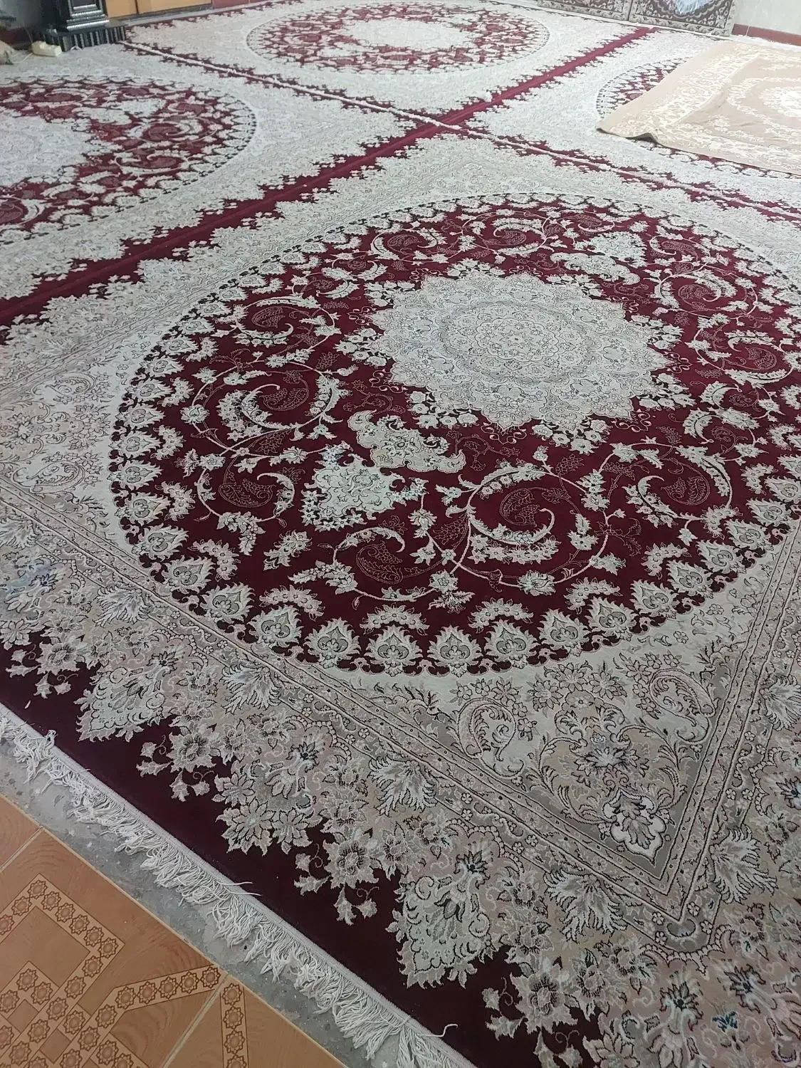 4 عدد فرش 12متری در یک رنگ در حد|فرش|سنقر, |دیوار