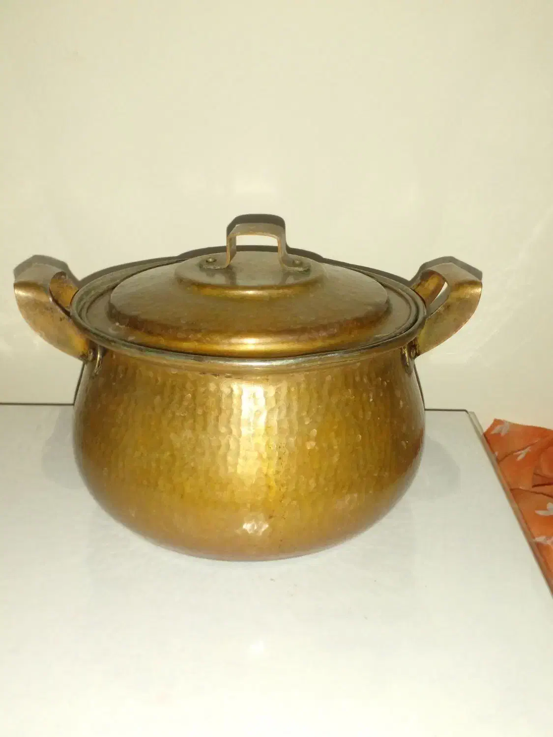 قابلمه مسی جنس زخیم|ظروف پخت‌وپز|قدس, شهر‌قدس|دیوار