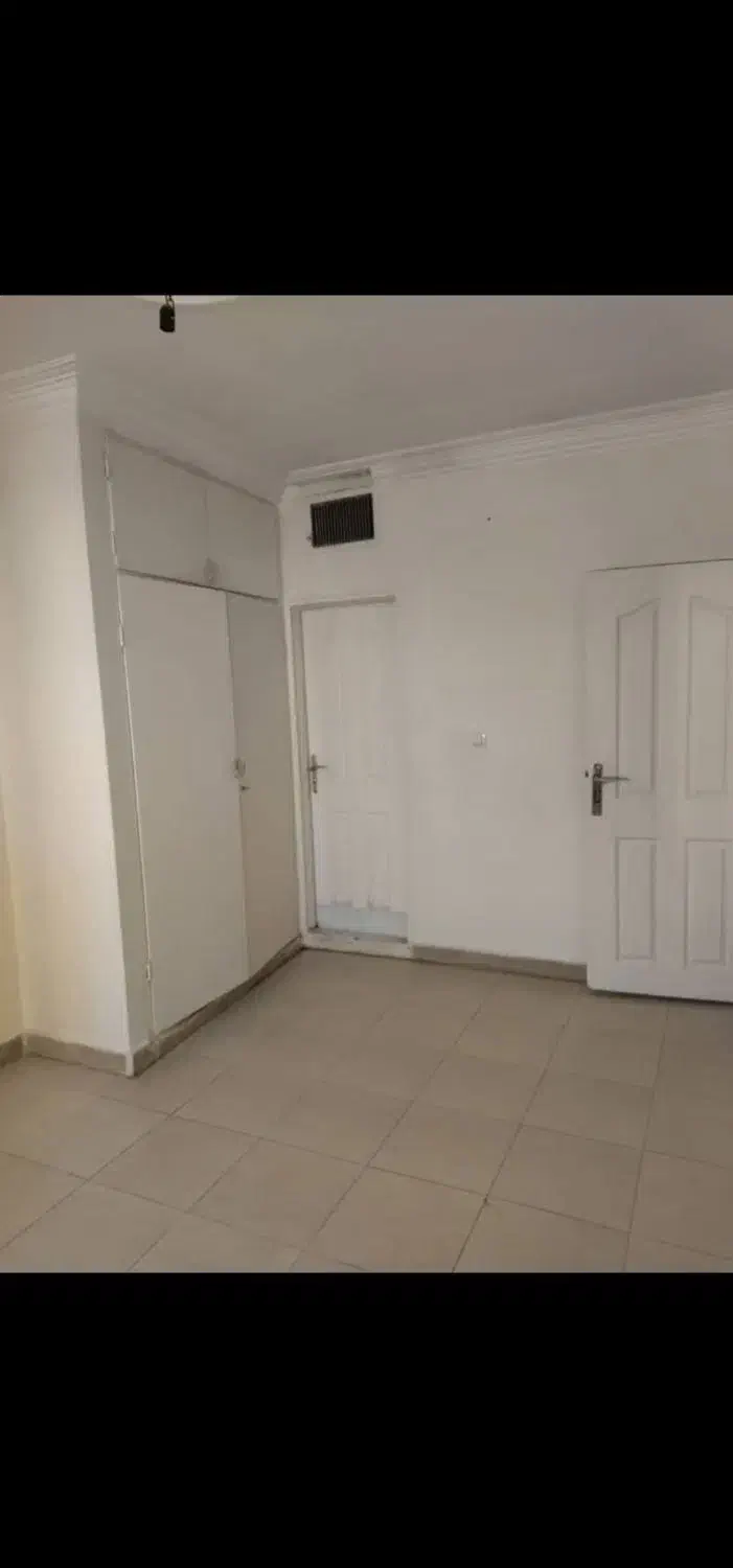 اجاره واحد ۵۰ متری بر خیابان اصلی