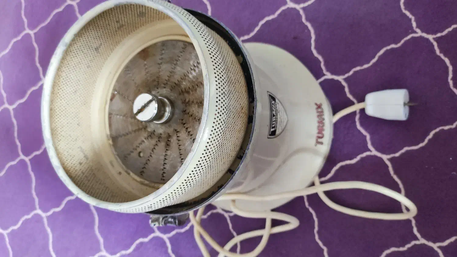 آبمیوه گیری عتیقه قدیمی|آبمیوه‌گیر و آب‌مرکبات‌گیر|آزادشهر, |دیوار