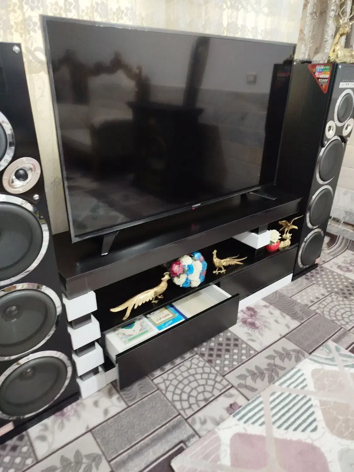 میز تلویزیون|میز تلویزیون|قم, ولیعصر|دیوار