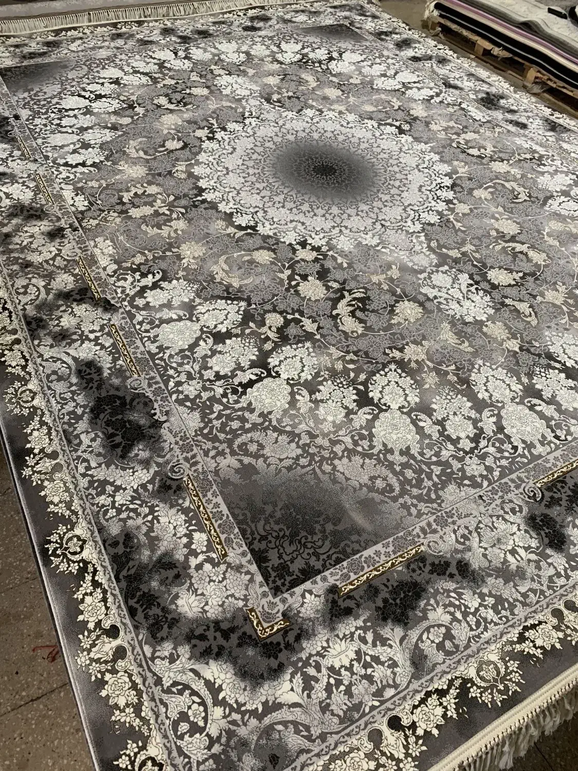 فرش ماندگار طلایی|فرش|یاسوج, |دیوار