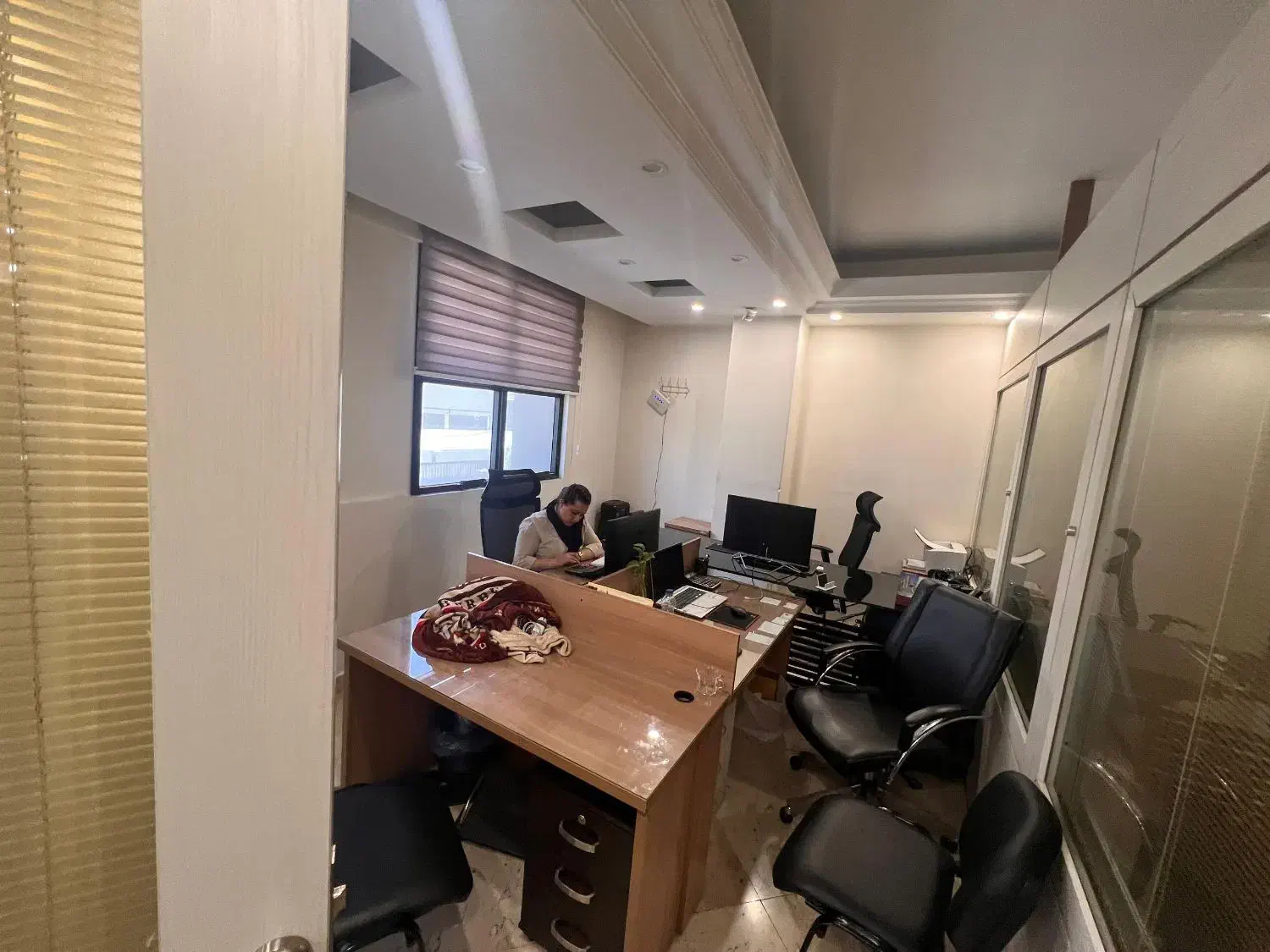 واحد سند اداری ۵۵ متری ۷۰ متری و۱۲۰|اجارهٔ دفتر کار، اتاق اداری، مطب|تهران, فاطمی|دیوار