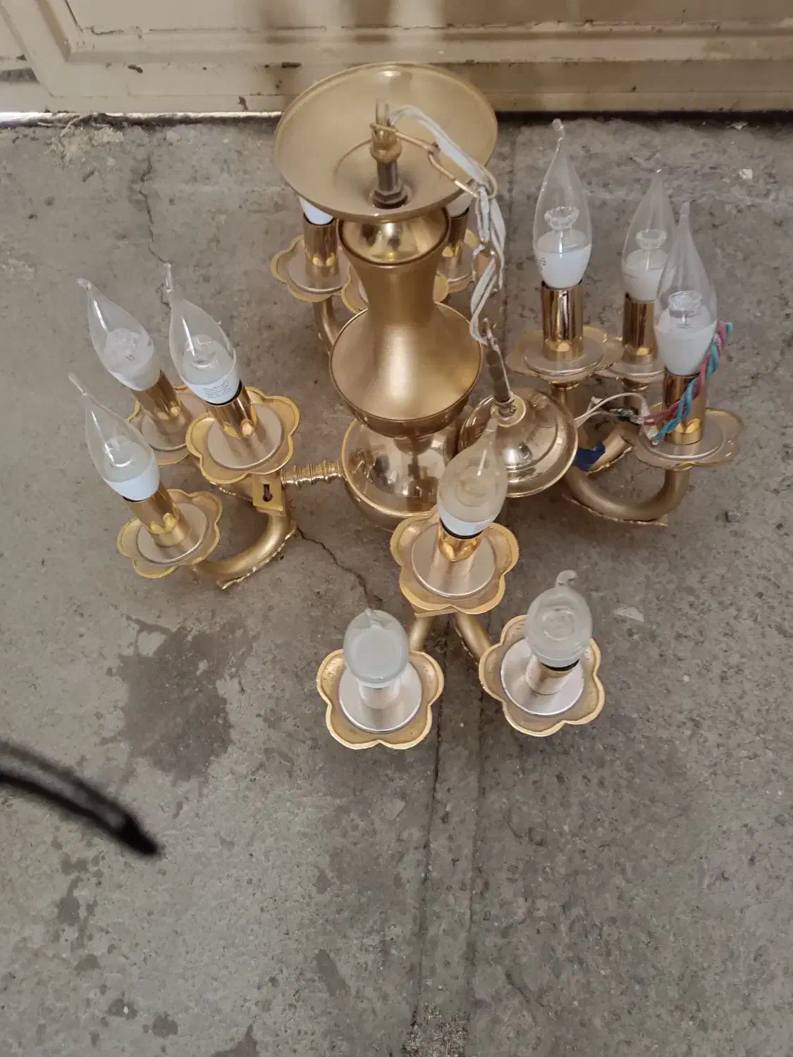 لوستر و مهتابی و کلید و پریز|لوستر و چراغ آویز|زاهدان, |دیوار