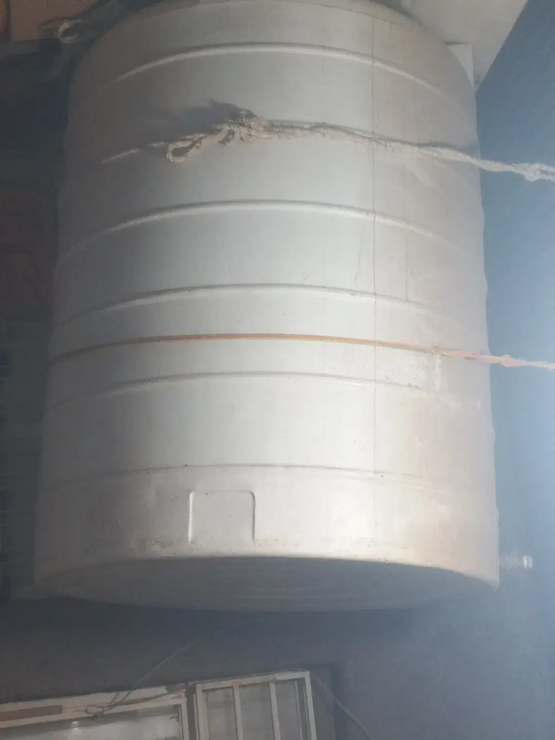 منبع ۲۰۰۰لیتری ایستاده|مصالح و تجهیزات ساختمان|سیرجان, |دیوار