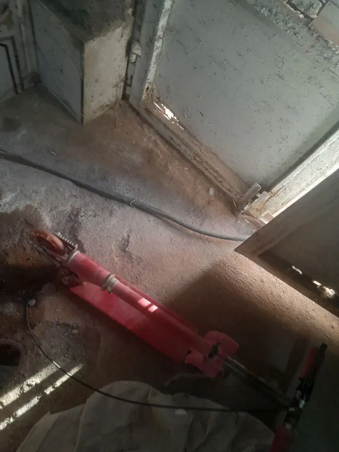 روروک فقط میل لاستیکش گم شده|دوچرخه، اسکیت، اسکوتر|تربت جام, کاریز نو سفلی|دیوار