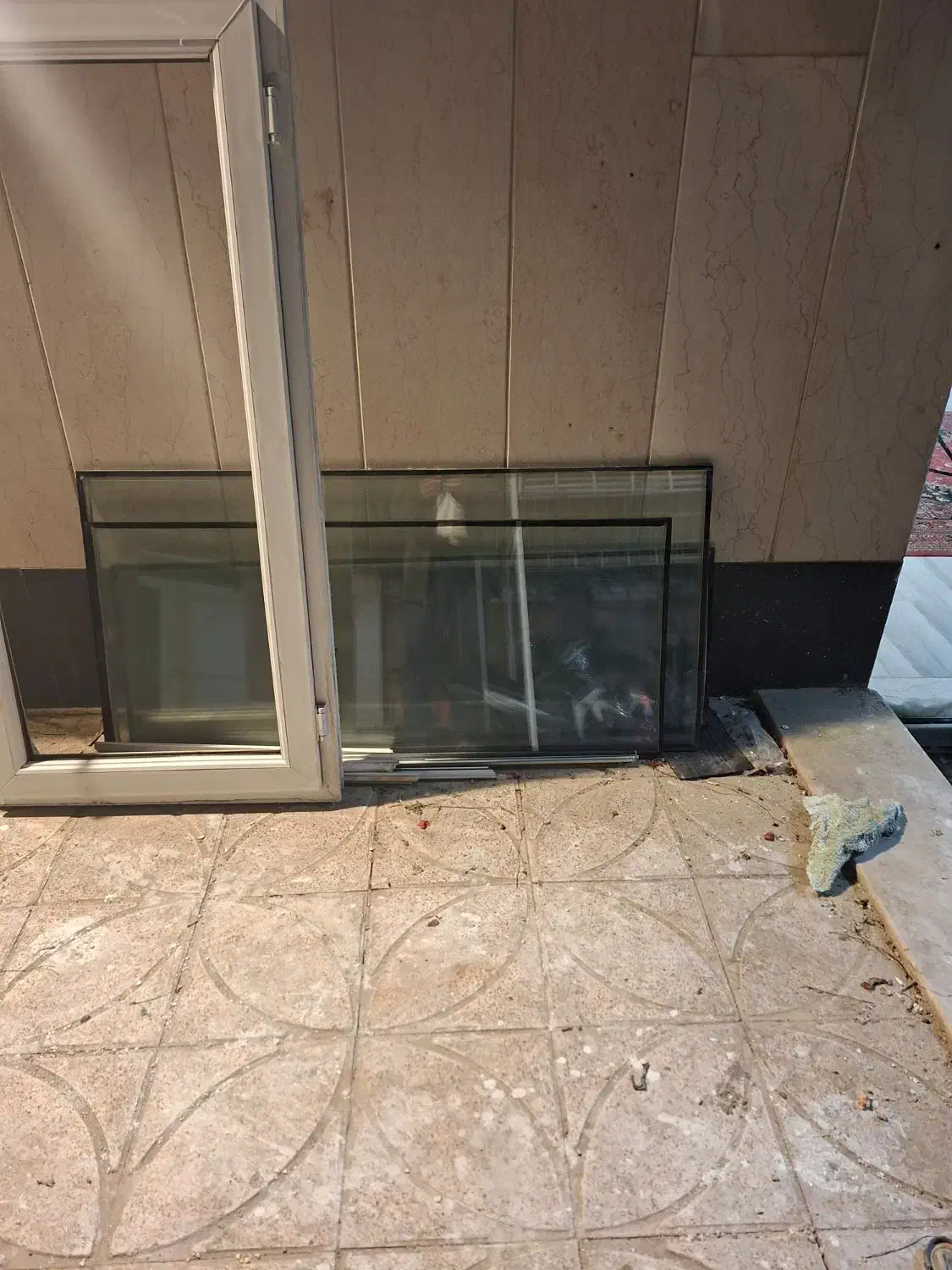 پنجره پی وی سی|مصالح و تجهیزات ساختمان|اصفهان, چرخاب|دیوار