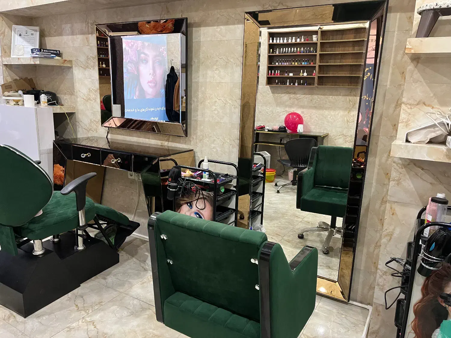 آینه کنسول|بوفه، ویترین، کنسول|شهریار, شهرک وائین|دیوار