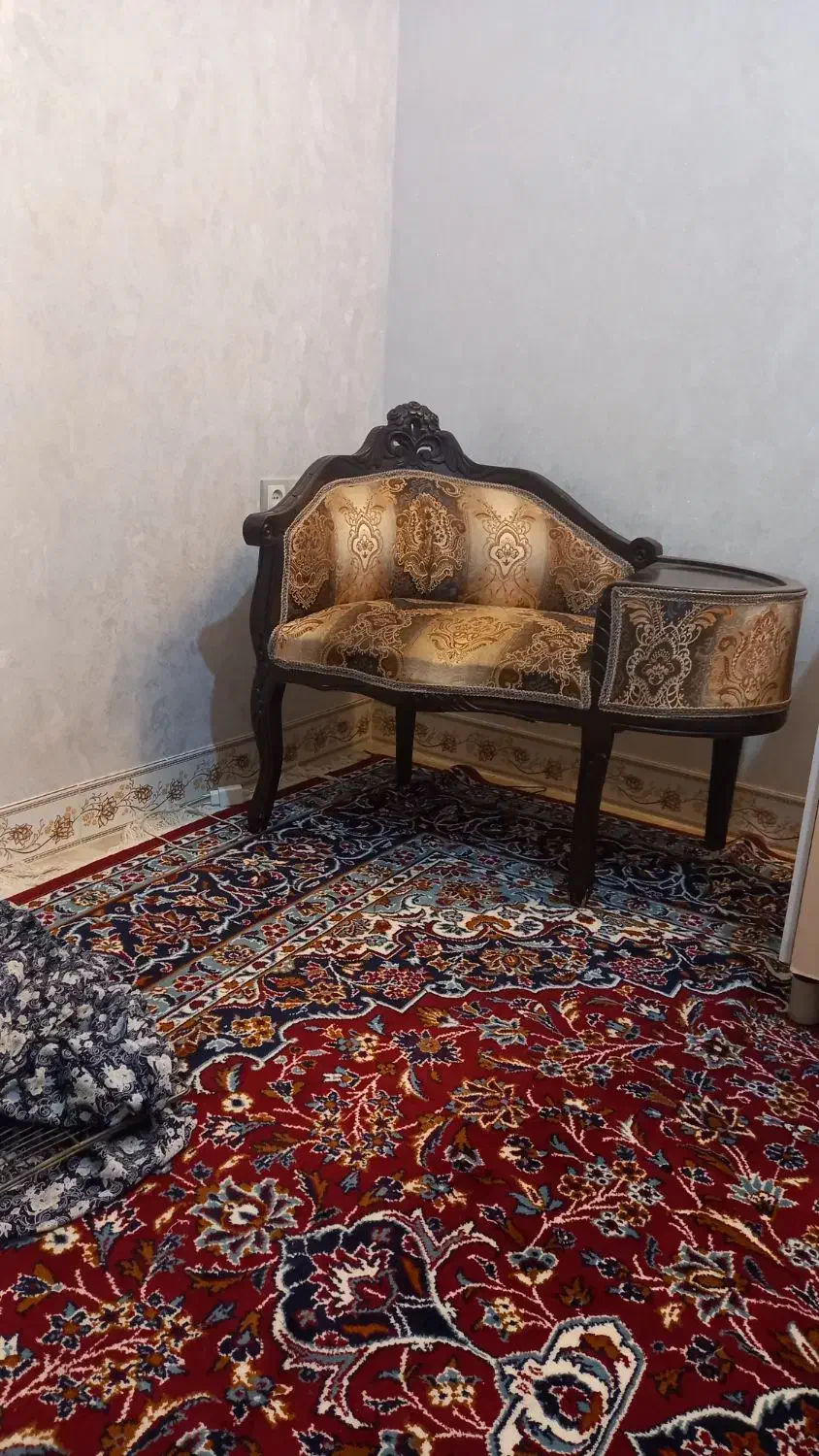 میز تلفن|میز تلفن|بروجرد, |دیوار