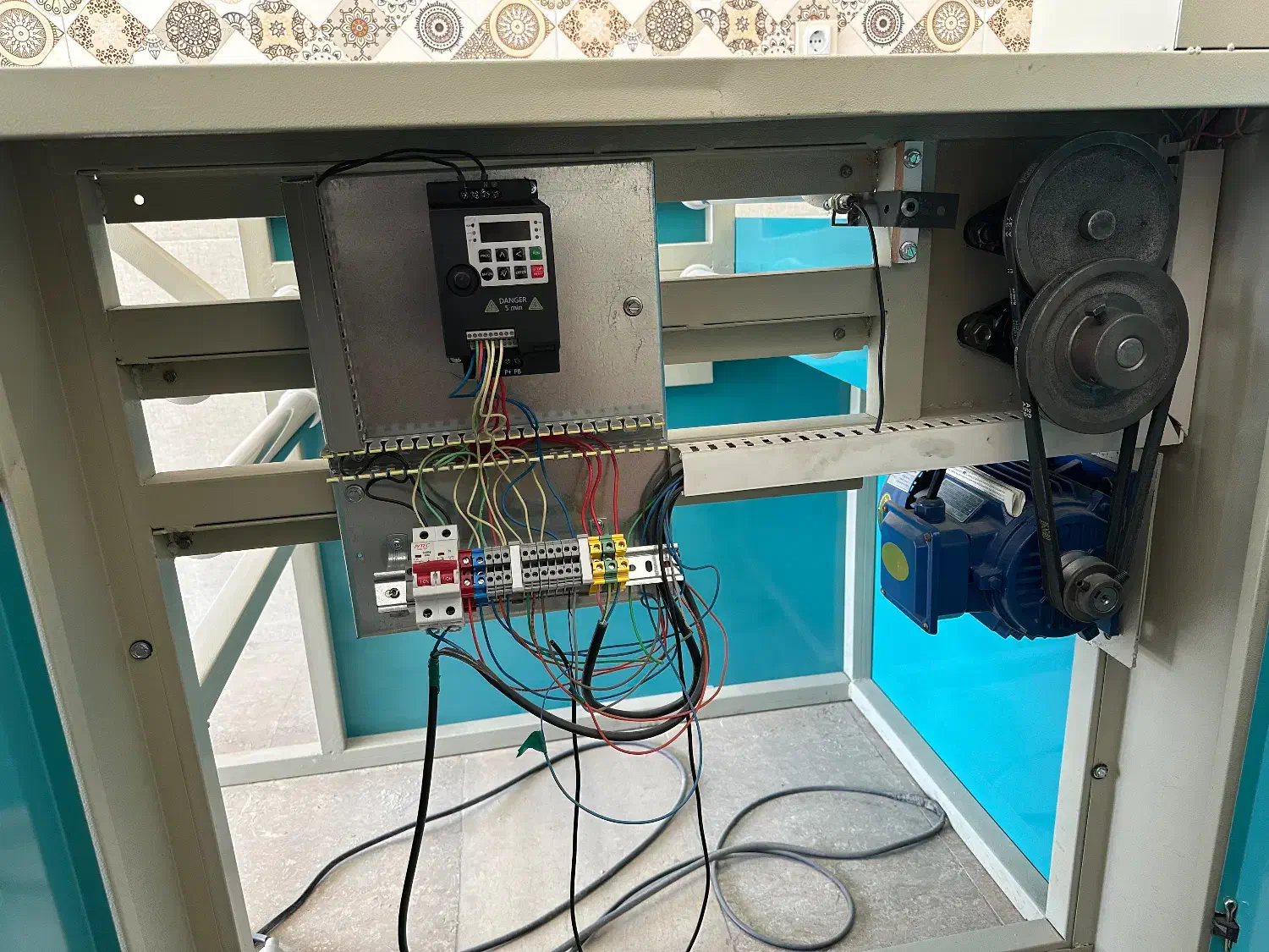 دستگاه رول کن سفره|ماشین‌آلات صنعتی|نجف‌آباد, باغ ملی|دیوار