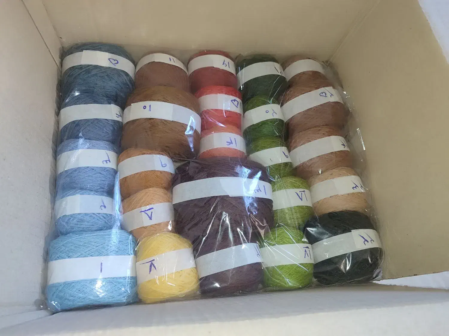 نخ و نقشه دو کلبه منظره آماده بافت تابلودستباف|تابلو فرش|رباط‌کریم, رباط‌کریم|دیوار