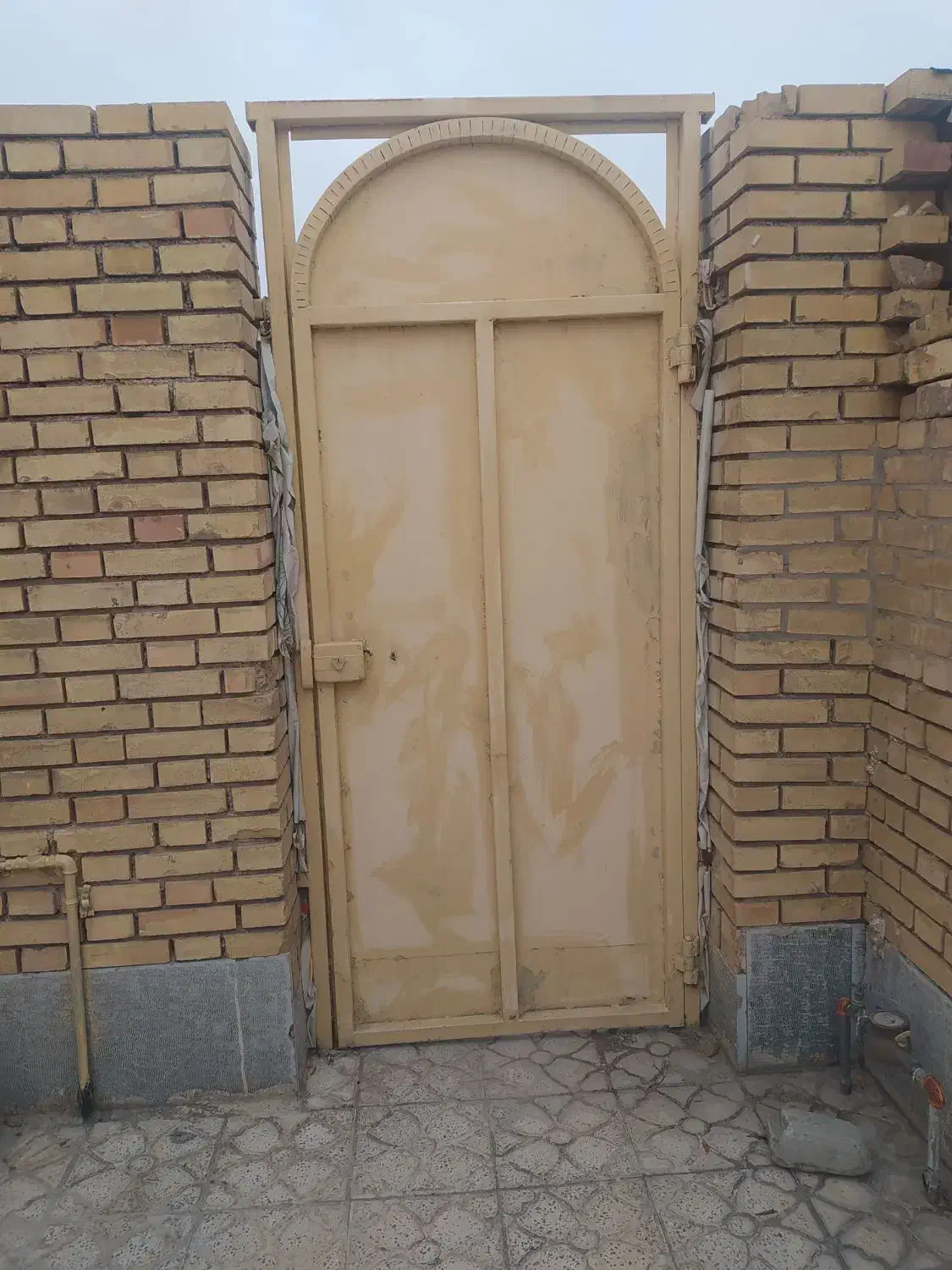 درب حیاط|مصالح و تجهیزات ساختمان|فیروزآباد (فارس), |دیوار