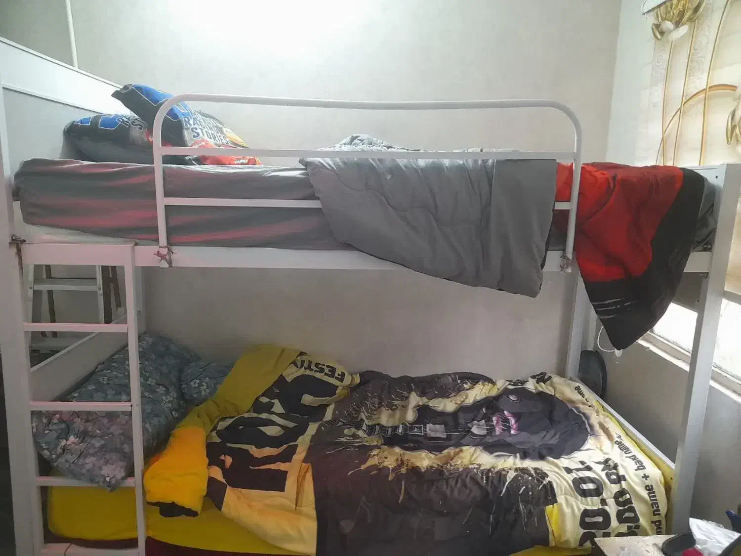 تخت|تخت و سرویس خواب|گلبهار, شهر جدید گلبهار|دیوار