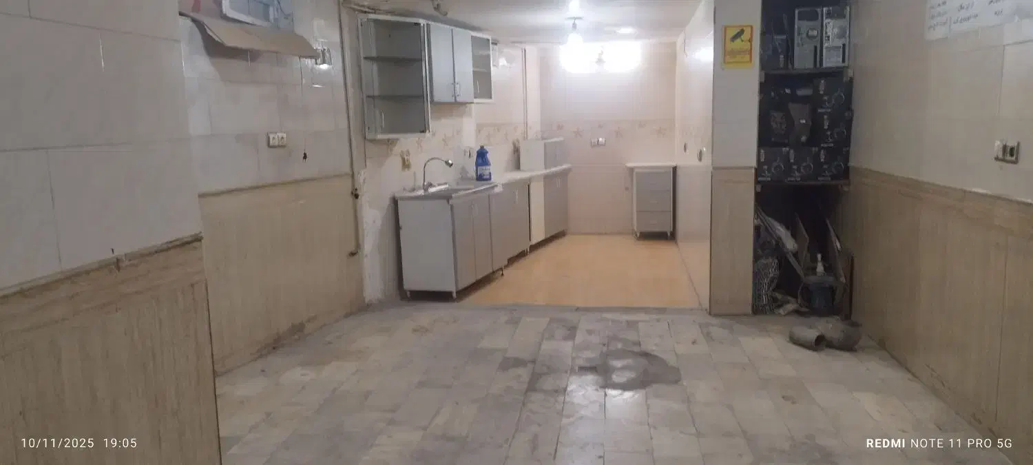 مغازه به همراه زیر زمین|اجارهٔ مغازه و غرفه|قم, شهر قائم|دیوار