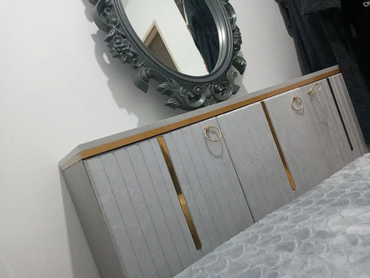 فروش کلیه وسایل خانه|مبلمان خانگی و میز عسلی|اندیشه, اندیشه فاز ۱|دیوار