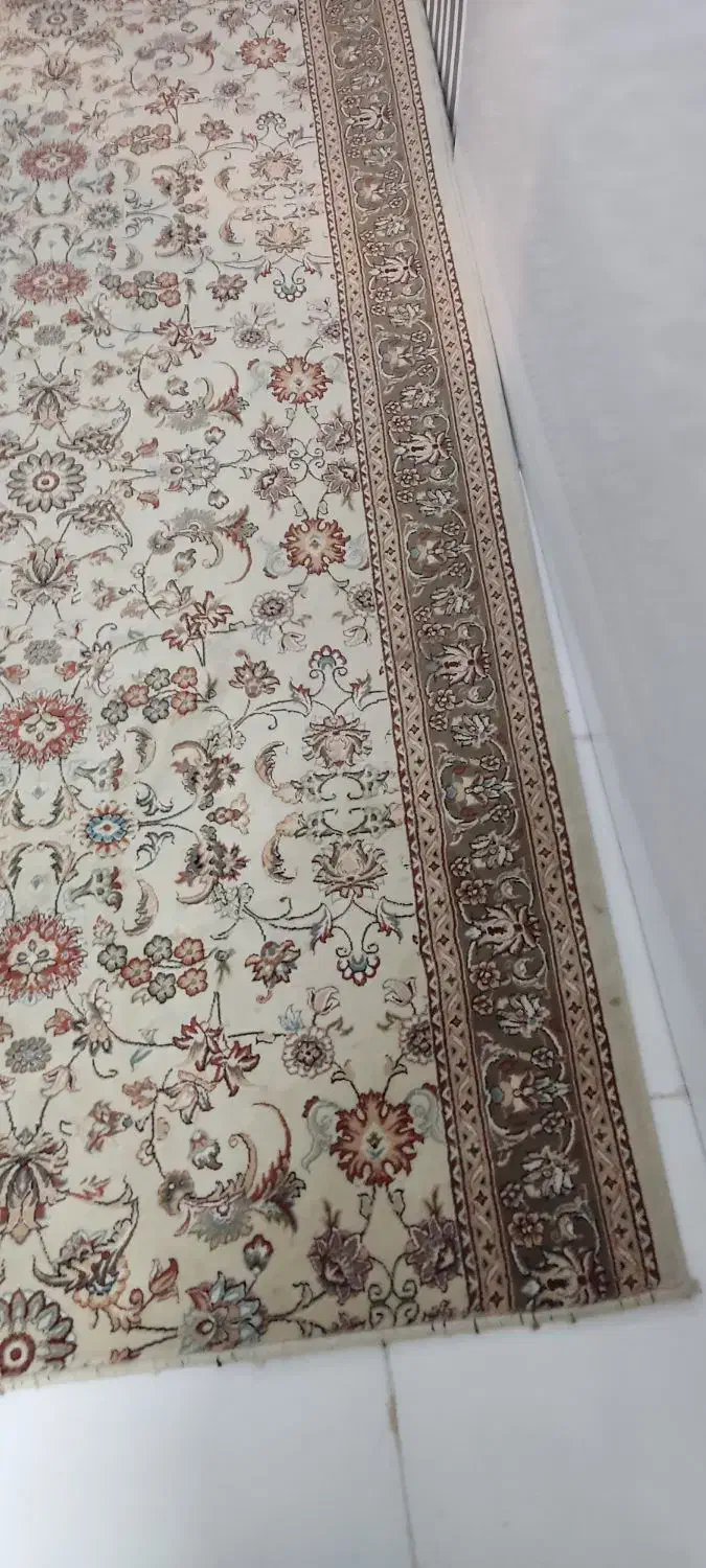 فوری فروش فرش( کناره)|فرش|گلبهار, شهر جدید گلبهار|دیوار