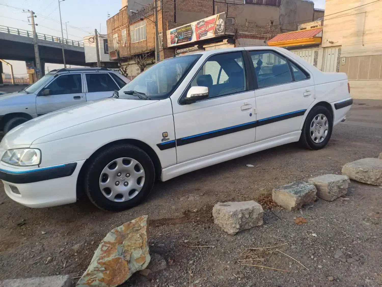 پژو پژو پارس پرشیا|خودرو سواری و وانت|قزوین, |دیوار