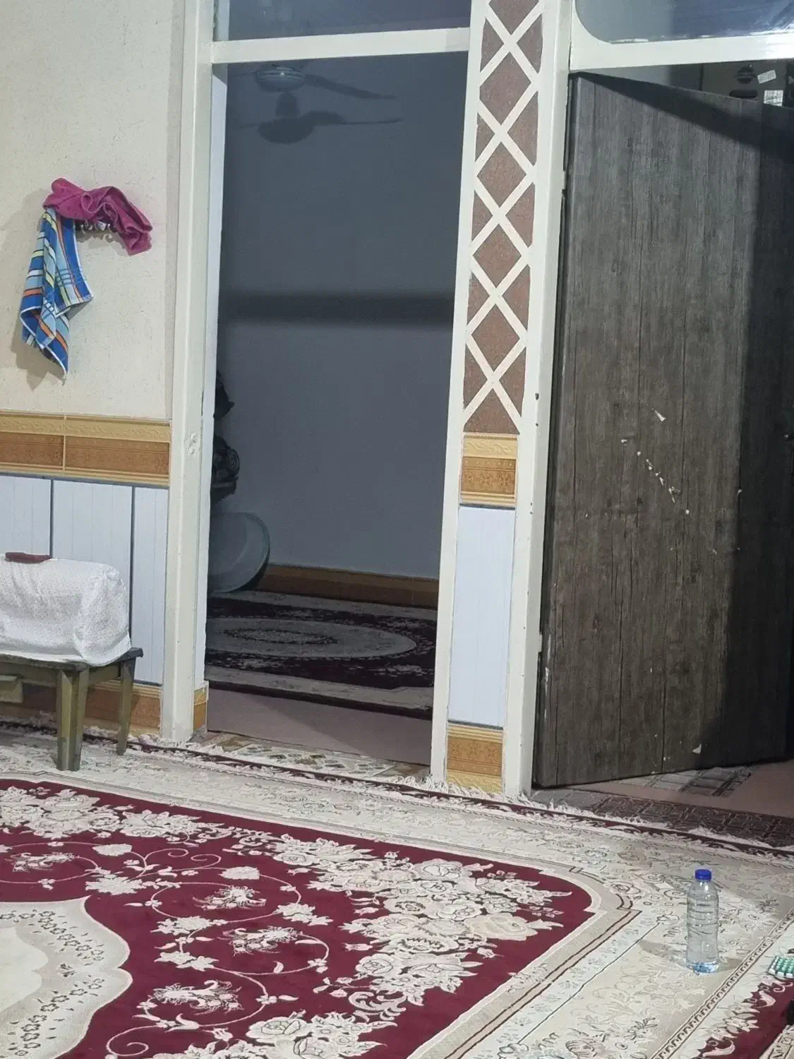 یک خانم میان سال برای پرستاری از یک خانم سالمند|استخدام سرایداری و نظافت|سیرجان, |دیوار