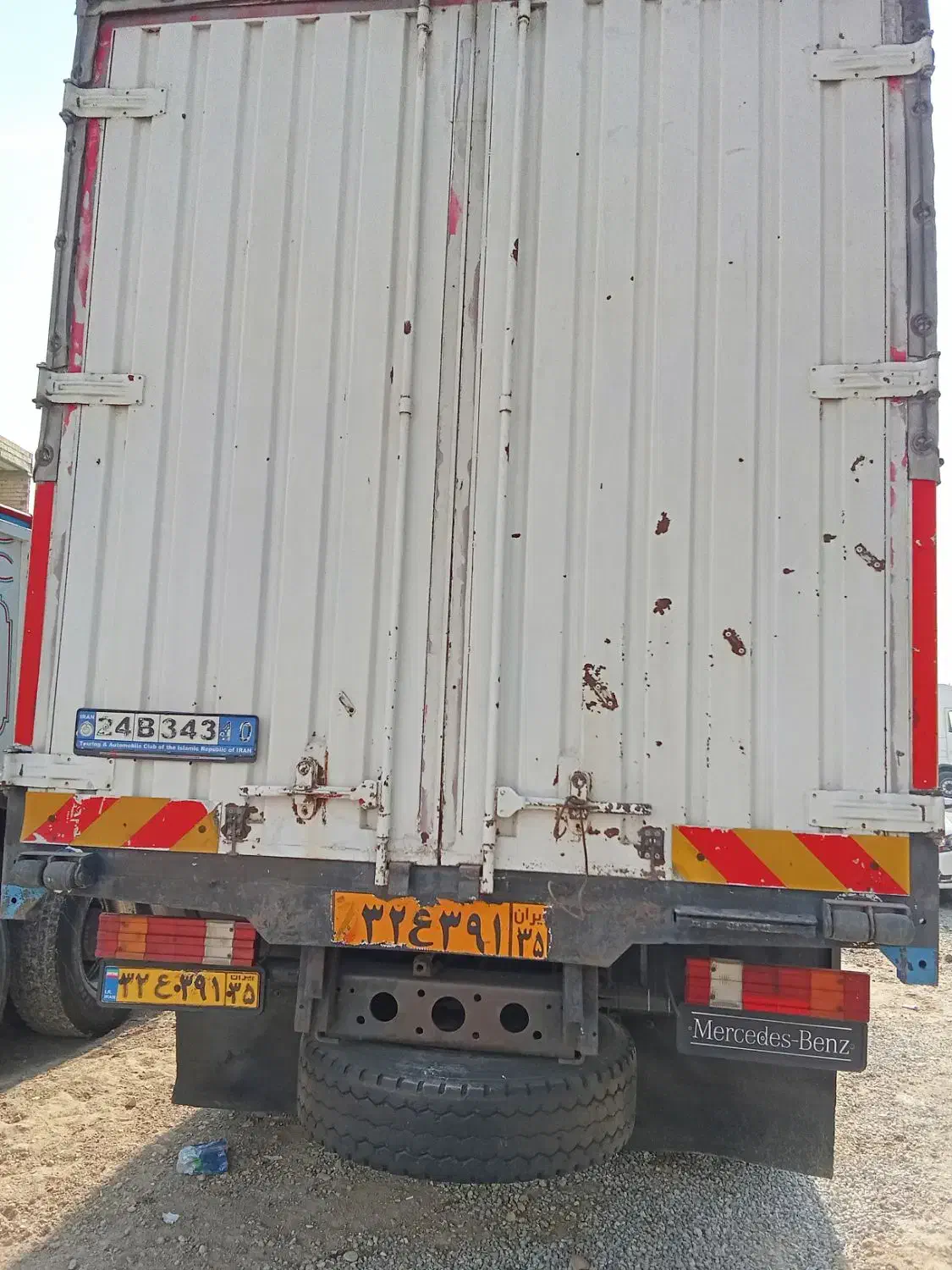 اتاق شیشه ده چرخ|خودرو سنگین|تاکستان, |دیوار