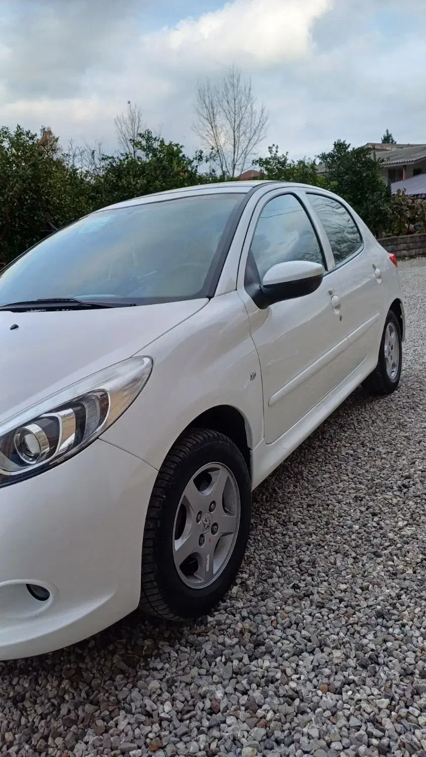 207پانا مدل401|خودرو سواری و وانت|نوشهر, |دیوار