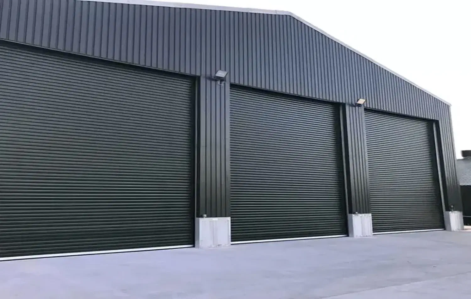 تعمیرات و ساخت انواع کرکره برقی و سنتی  شبانه روزی|خدمات پیشه و مهارت|بروجرد, |دیوار