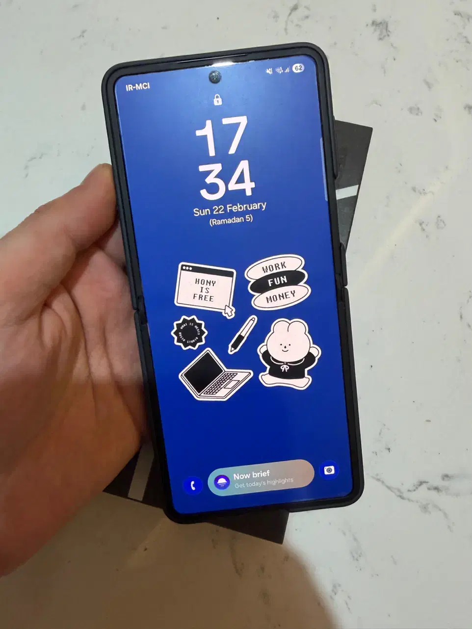 samsung z flip7 512GB jetblack|موبایل|تهران, درختی|دیوار