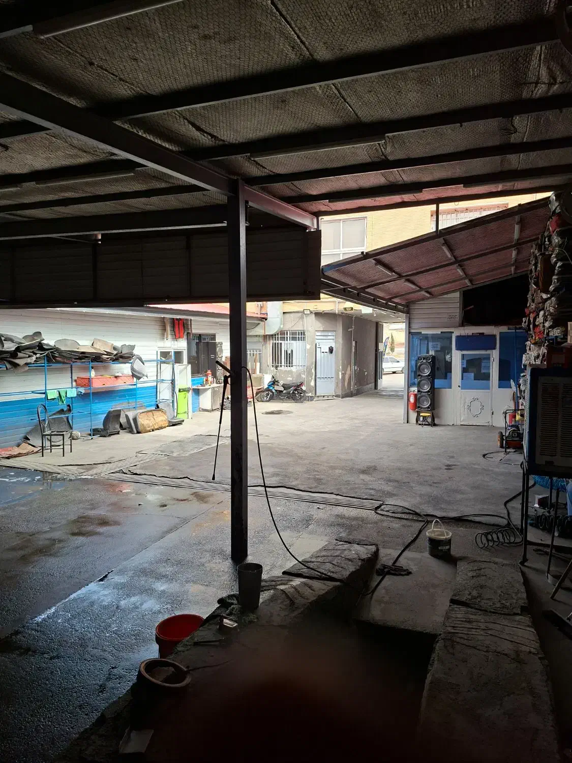 اجاره گاراژ انبار مغازه کارواش کارگاه تجاری|اجارهٔ دفتر صنعتی، کشاورزی، تجاری|اصفهان, شهرک زاینده رود|دیوار