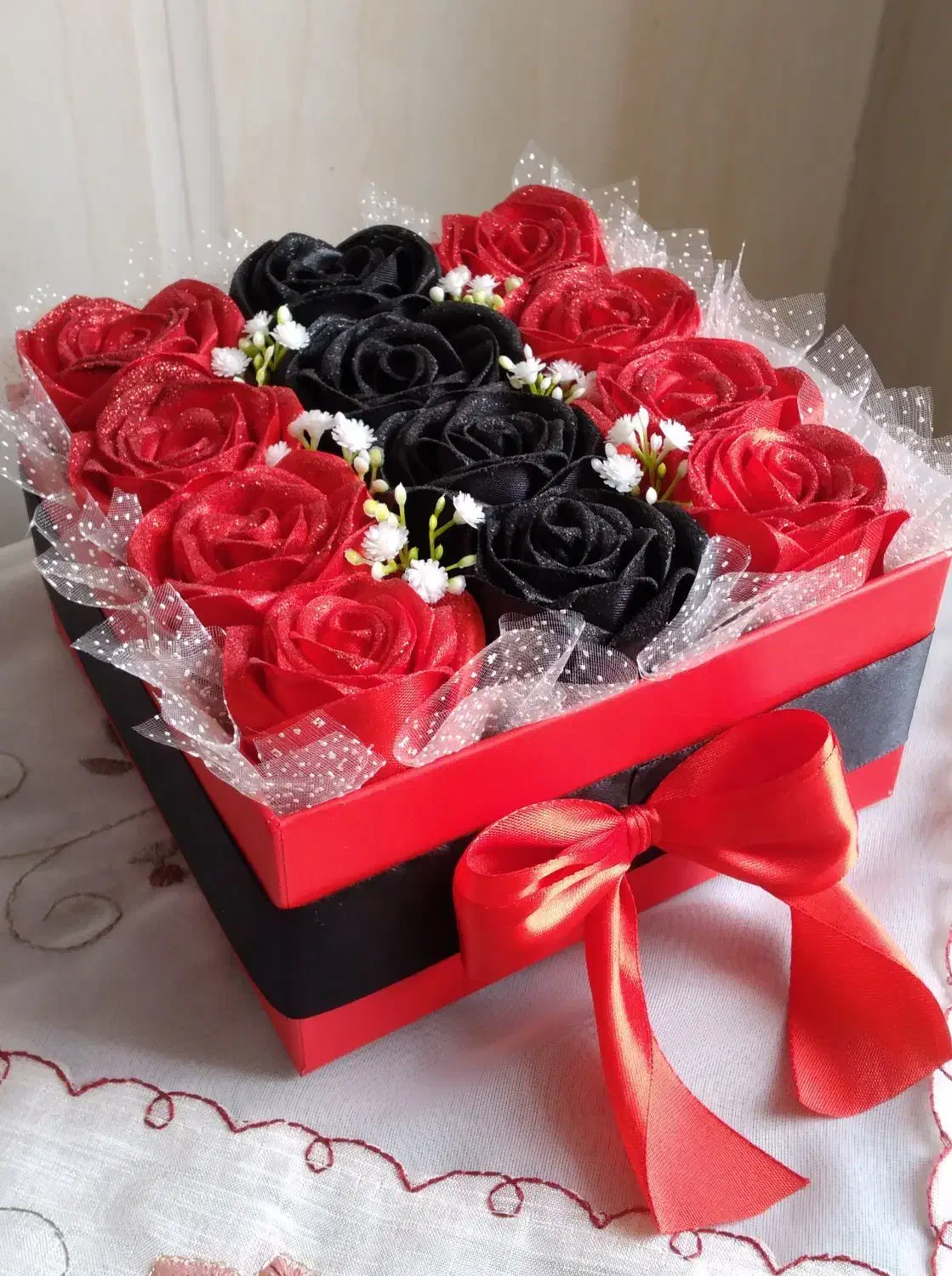 رز ربانی|گل مصنوعی|یزد, |دیوار