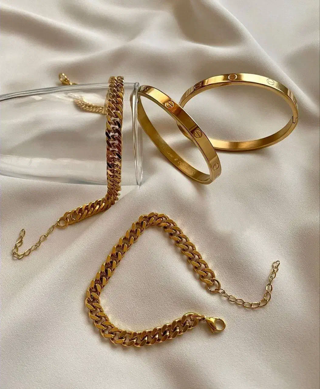 دستبند النگویی کارتیر|بدلیجات|قم, نیروگاه|دیوار