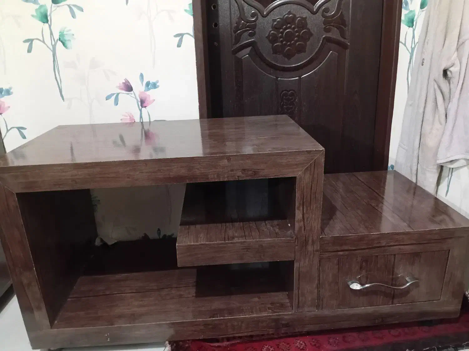 ساعت ایستاده و میز تلویزیون|میز تلویزیون|مشهد, ابوذر|دیوار