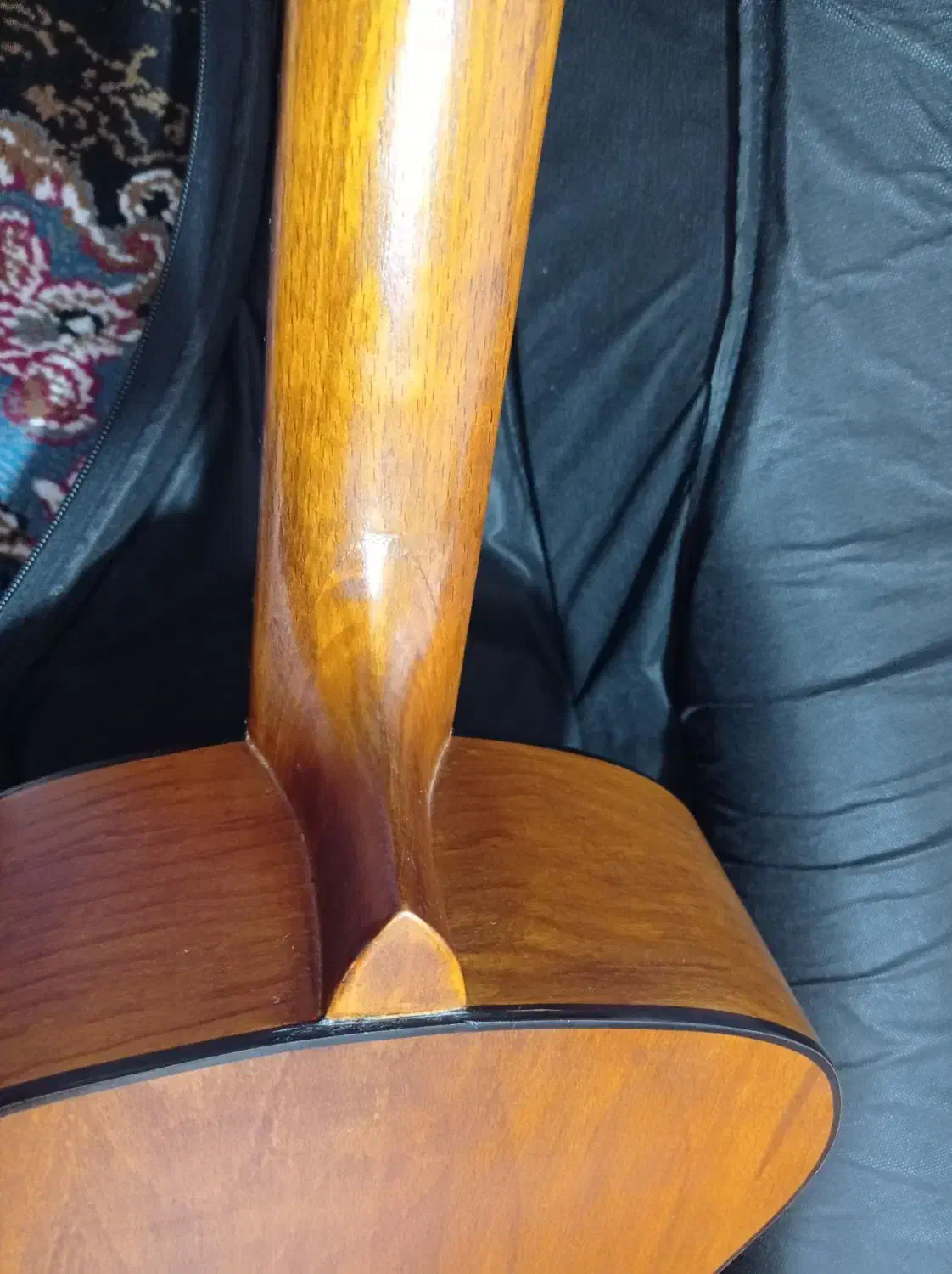 گیتار کلاسیک|گیتار، بیس، امپلیفایر|کرمانشاه, |دیوار