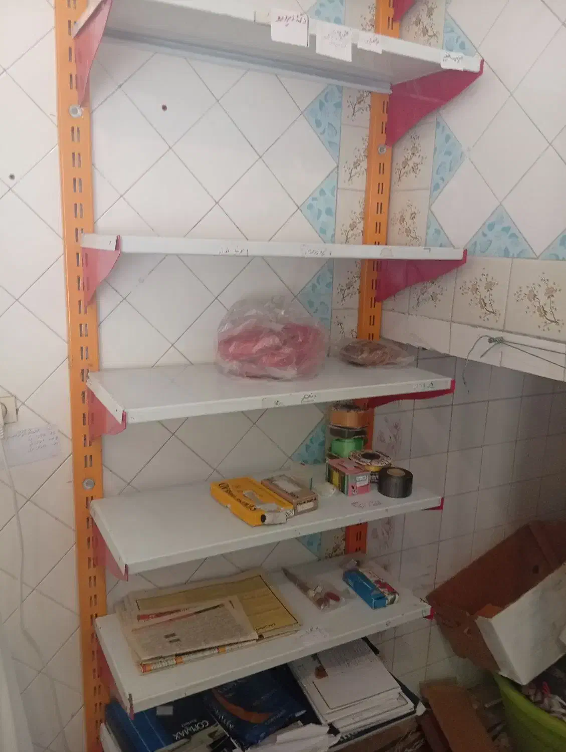 قفسه فروشگاهی|کتابخانه، شلف، قفسه‌های دیواری|شهرکرد, |دیوار