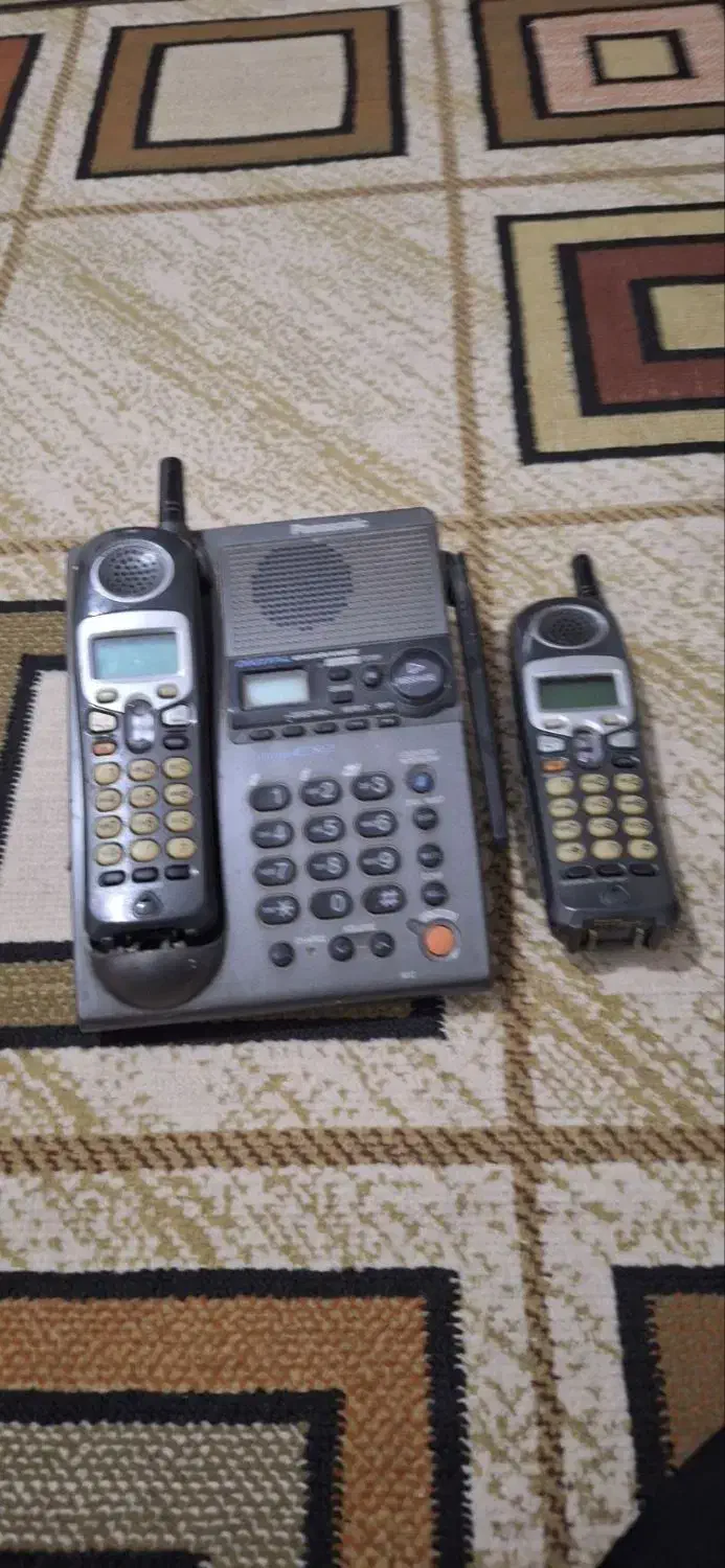 تلفن بی سیم|تلفن رومیزی|ری, شهرک نظامی|دیوار