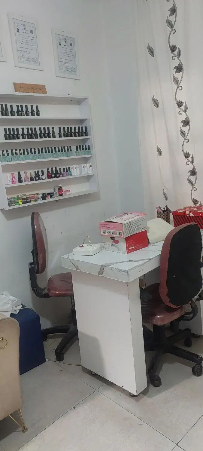 فروشی|آرایشگاه و سالنهای زیبایی|مشهد, هفت تیر (نه دره)|دیوار