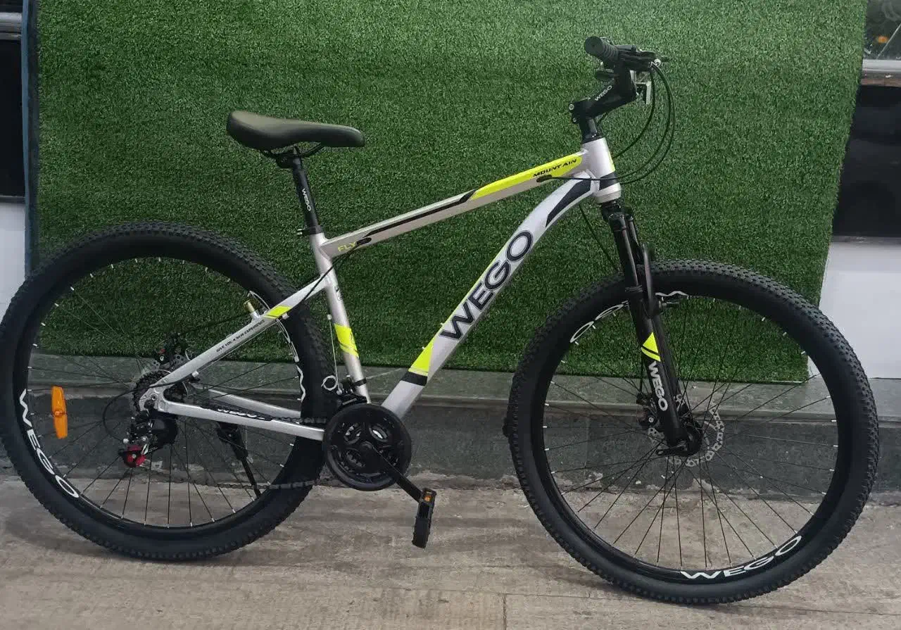 دوچرخه وگو ۲ رنگ مختلف قیمت مناسب|دوچرخه، اسکیت، اسکوتر|آشتیان, |دیوار